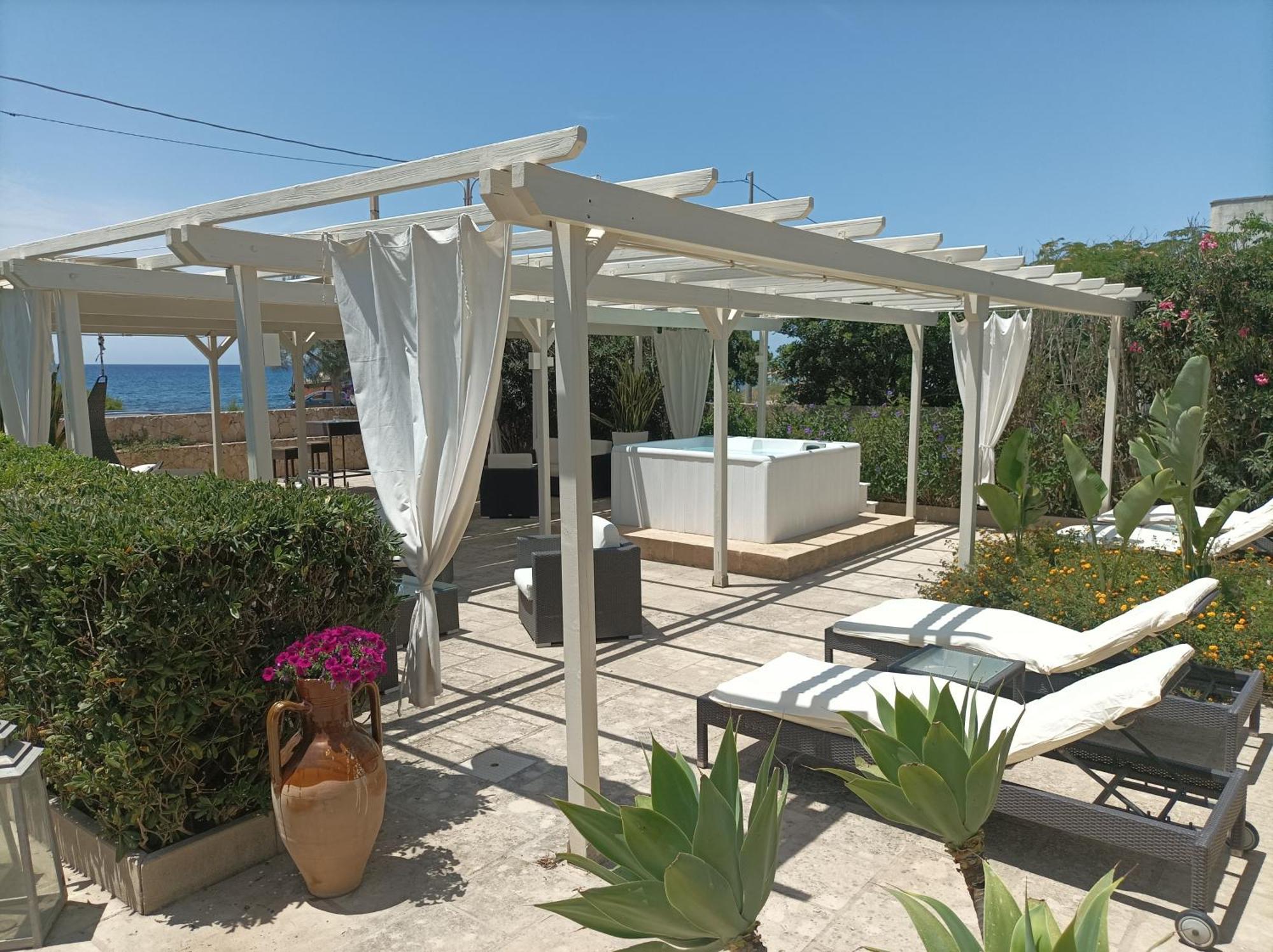 טורה סן ג'ובאני אוג'נטו La Giara Resort מראה חיצוני תמונה