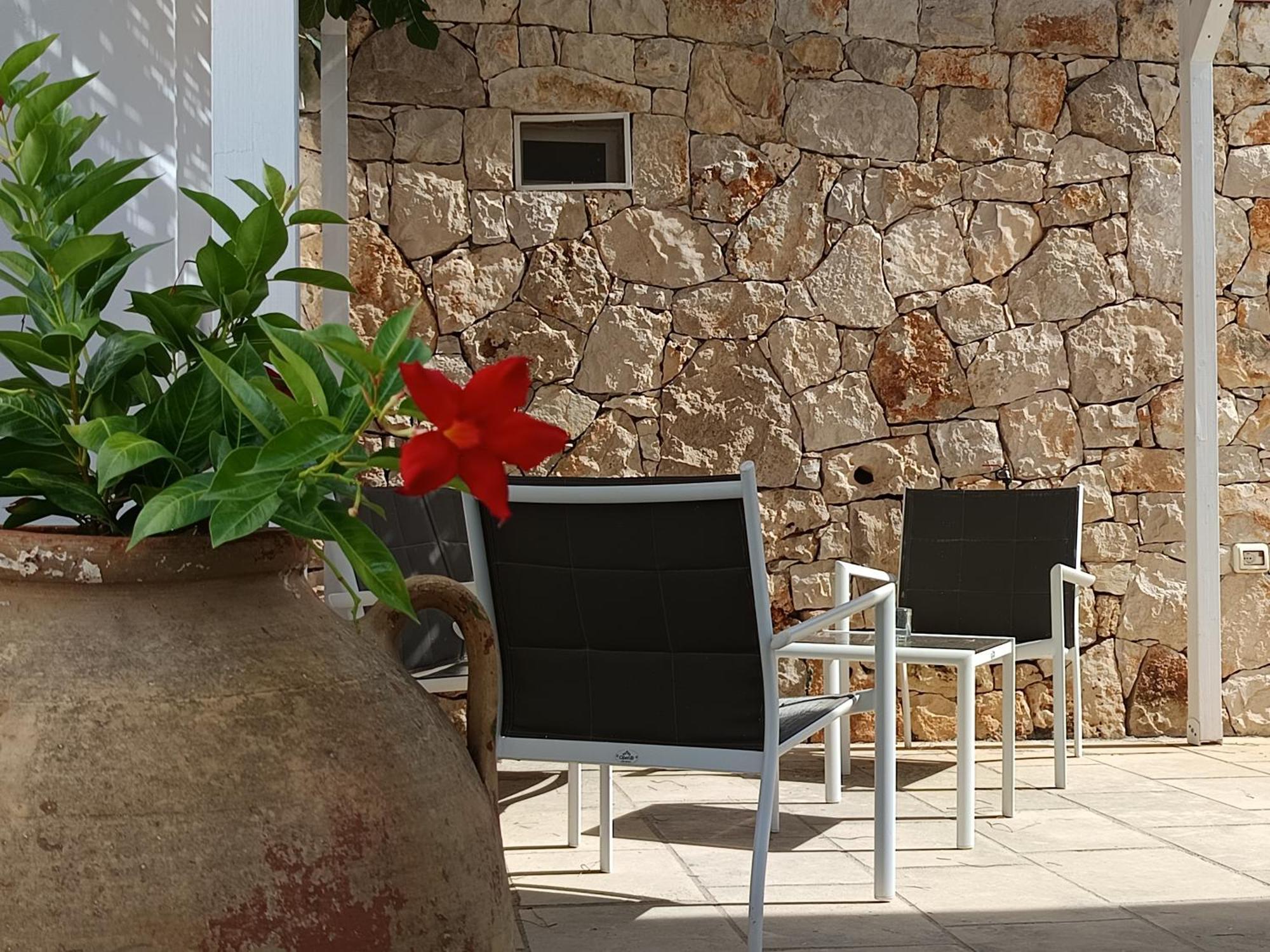 טורה סן ג'ובאני אוג'נטו La Giara Resort מראה חיצוני תמונה