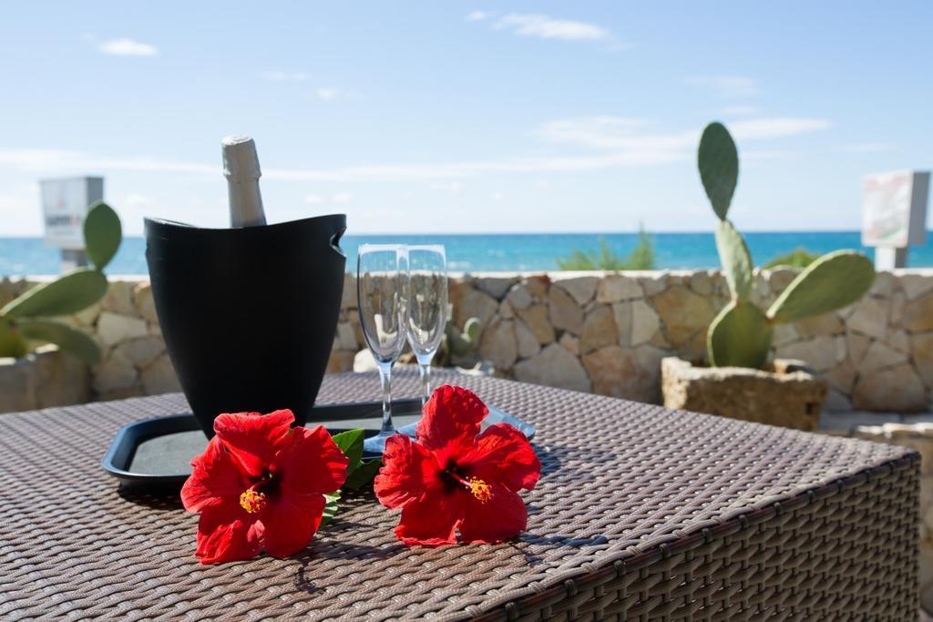 טורה סן ג'ובאני אוג'נטו La Giara Resort מראה חיצוני תמונה