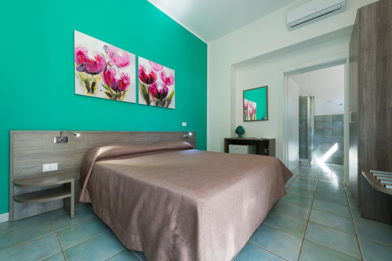 טורה סן ג'ובאני אוג'נטו La Giara Resort מראה חיצוני תמונה