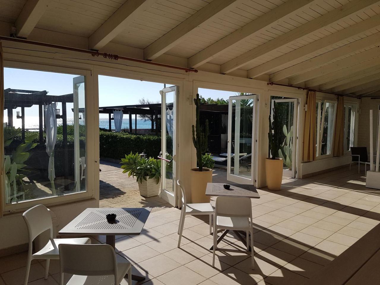 טורה סן ג'ובאני אוג'נטו La Giara Resort מראה חיצוני תמונה
